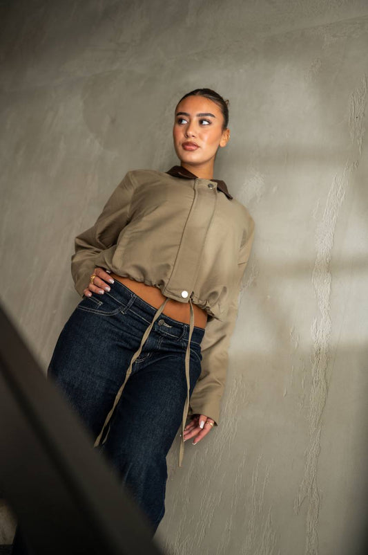 YOSI  Beige Cropped Contrast Collar Jacket