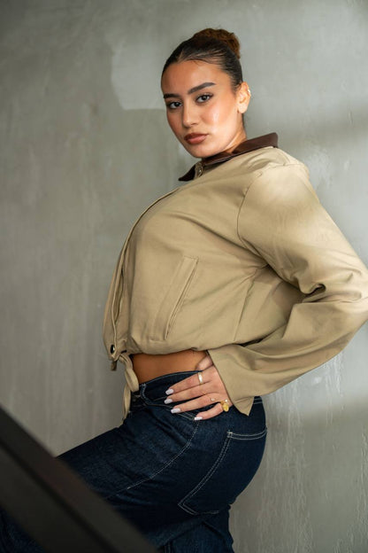 YOSI  Beige Cropped Contrast Collar Jacket